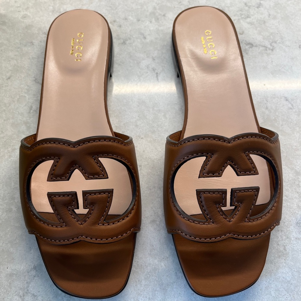 NIB GUCCI Interlocking G cut-out slide sandal